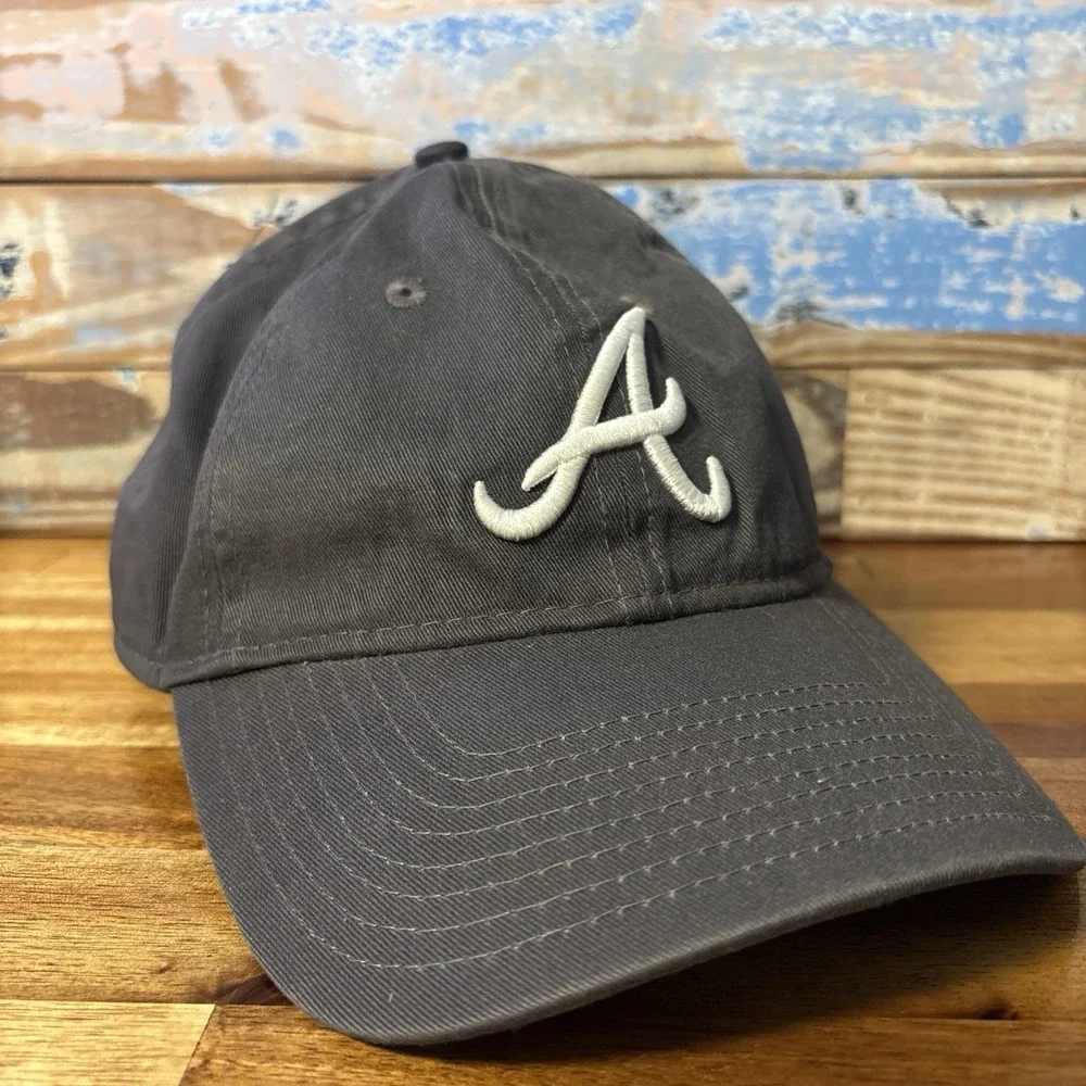 Atlanta Braves Hat Cap Fitted Size Med GRAY New Era 49forty Baseball